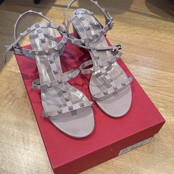 Valentino Garavani rockstud Poudre 60 mm sandal